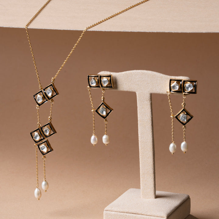 Rhombella Chain Pendant Set