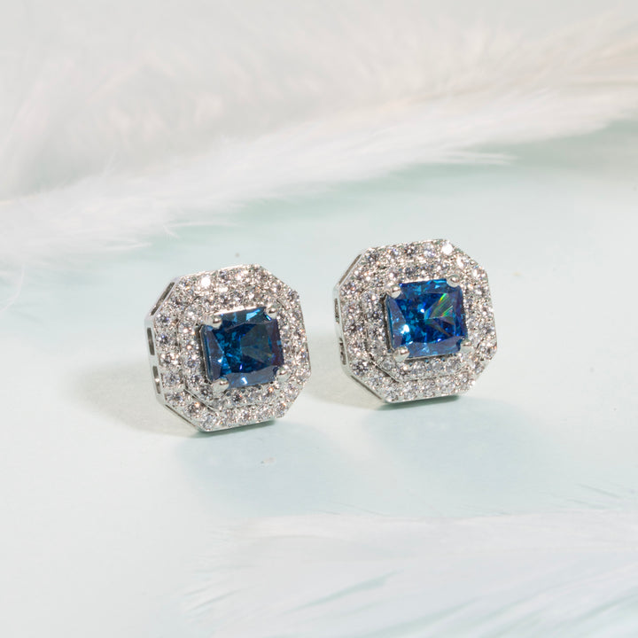 Siren's Tear Pendant Set.