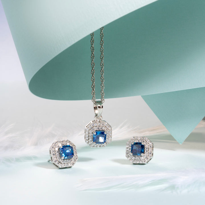 Siren's Tear Pendant Set.