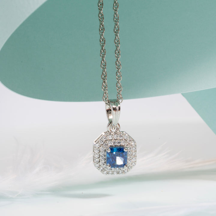 Siren's Tear Pendant Set.