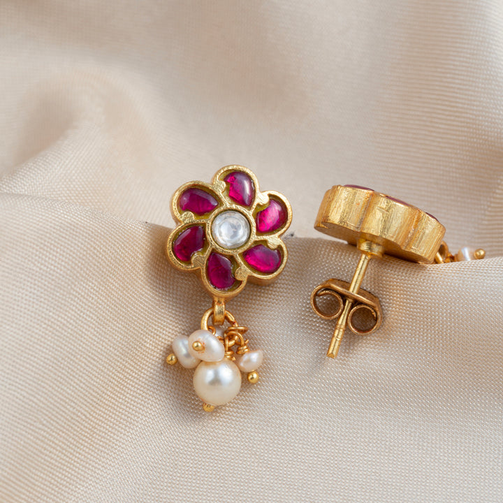 Kundan Gulzar Studs