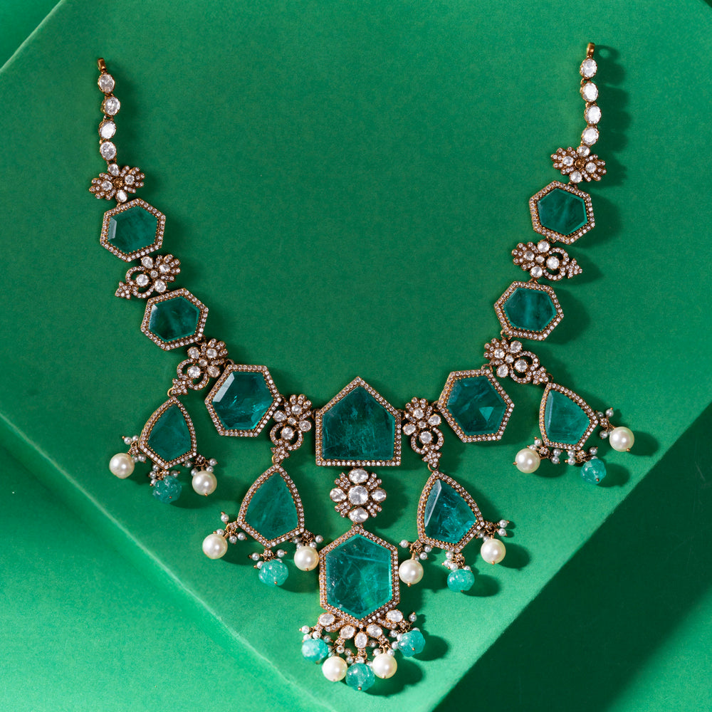 Octa Vrinda Necklace Set